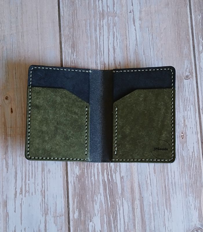 DECi Velcro Lamb Wallet OVY